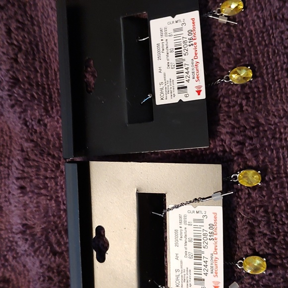 2 New Simply Vera Vera Wang yellow stone dangle earrings - Picture 2 of 2